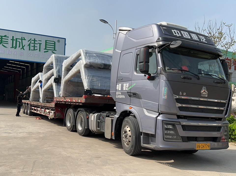 公交站臺發貨案例 公交站臺發貨案例