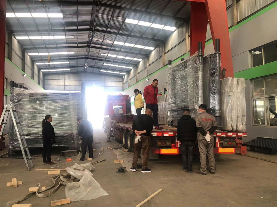 公交候車亭發(fā)貨案例 公交候車亭發(fā)貨案例